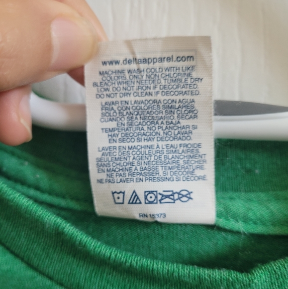 Nintendo Yoshi T-Shirt - Picture 5 of 5